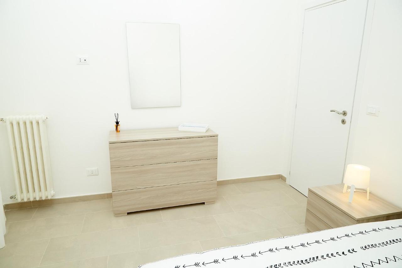 Scirocco Guest House Μπρίντιζι Εξωτερικό φωτογραφία